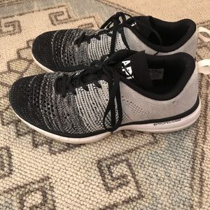 APL Lululemom Sneakers